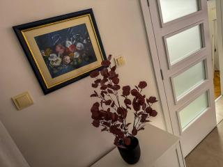 Mirror Apartment - 1