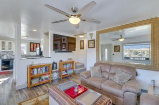 Eureka Getaway with Hot Tub and Mountain Views! - Eureka - 3