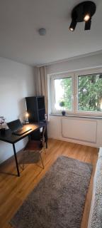 Fresh renovated. 3 Róoms. Central Leonberg. Private parking spot. - 7