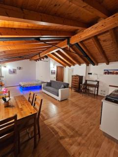 The view Lake ,Appartamento Blevio Fronte lago Como - 8