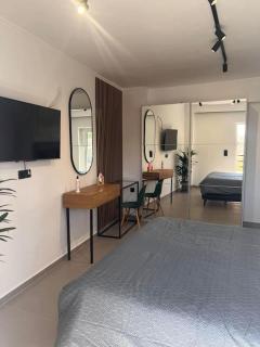 Patras Blue Sea and Sky Deluxe Apartment - Patra - 9
