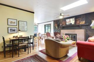 The Boat House - Guerneville - 9