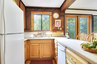 The Boat House - Guerneville - 4