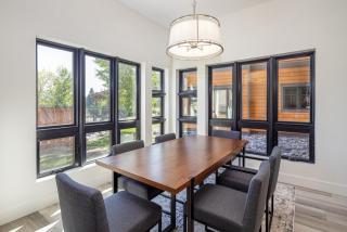 Suncadia Trailhead 2 Condo 108 - 2