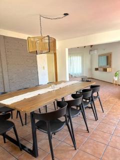 Casa con jardin excelente ubicación - Ciudad Lujan de Cuyo - 0