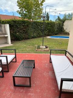 Casa con jardin excelente ubicación - Ciudad Lujan de Cuyo - 8