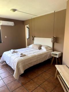 Casa con jardin excelente ubicación - Ciudad Lujan de Cuyo - 4