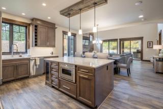 Suncadia 4 Bdrm Home Beautiful Floor to Ceiling Fireplace - Cle Elum - 3