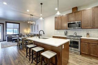 Suncadia 2 Bdrm Townhome in Resort Core - Cle Elum - 7