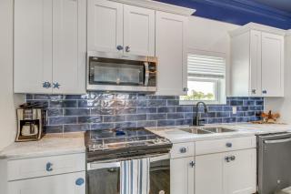 Long Beach Home with Views and On-Site Beach Access! - Long Beach - 3