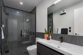 Simply The Best CBD 3 Mins Plus Garage - Christchurch - 5
