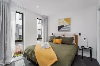 Simply The Best CBD 3 Mins Plus Garage - Christchurch - 6