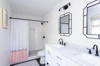 3BR Kid Friendly Fenced in Swingset - Raleigh - 6