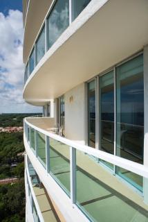 Coconut Grove 2 bedroom Apartment Amazing Views Includes Parking - Miami - 4