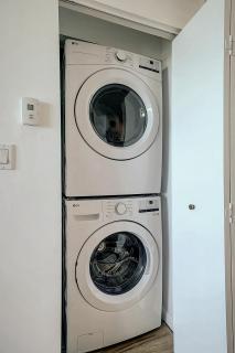 Coconut Grove 1 bedroom condo parking included - Miami - 1