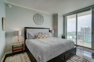 Luxury Penthouse with Private Rooftop Terrace in Coconut Grove Hotel - Miami - 3