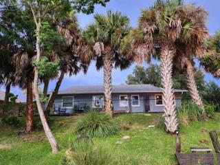 Cozy Cottage on Canal - Non Smoking - Palm Coast - 5