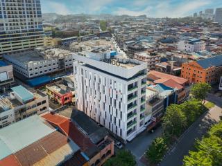 Ando Hotel Batam - Nagoya - 4