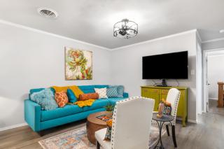 Salt Block - Santa Fe Suite 5 - Bandera - 6