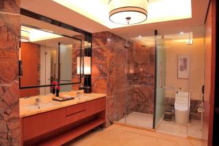 Happiness Hotel - 7