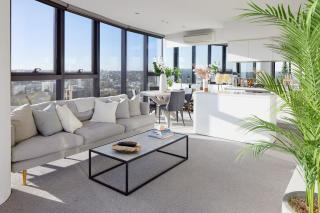 'Panoramic Elegance' Stylish off Chapel St with Pool - 0