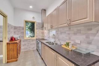 Bonnie Home - Bonnie Doon - 1