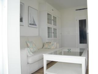 Apartamento en Playa de Gandía: 1 dormitorio, frente al mar, A/A, piscina, parking, exclusivo familias - ES-314-9 - Gandía - 3