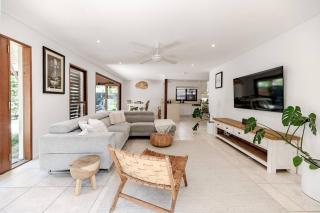 The Seaglass Villa - Private Pool and Sauna - Sunshine Beach - 4