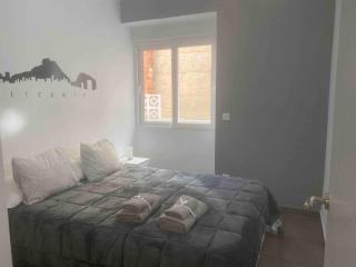 Spacious apartment with terrace in Alicante - 120m², air-conditioned - Alicante - 7