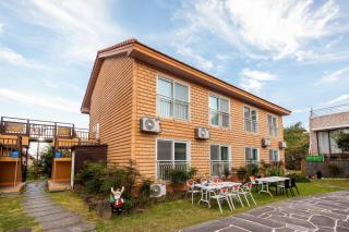 Red Clay Pension - Jeju - 6