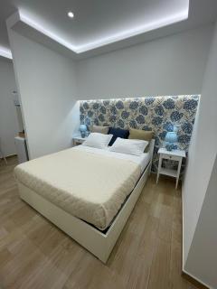 Civico 14 Chiaia - 1