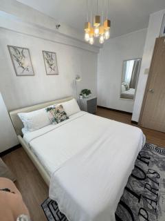 2-Bed Apartment in Near Airport Paranaque - 0