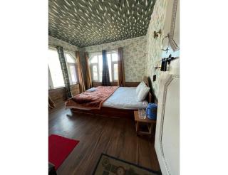 Hotel Pine Green, Pahalgam - Pahalgām - 6