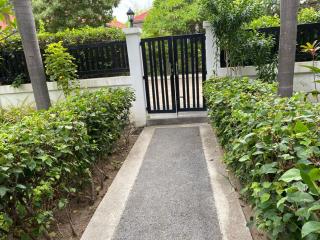 Pool Villa Hua Hin Nong Kae near Bluport just 4 mins drive 3 bed and ensuite bathroom less than 10 mins drive to the Hua Hin and Takiab beach - 2