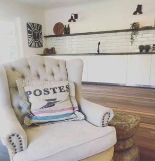 The River Shack, Vintage Luxe, Right Beside River - 3