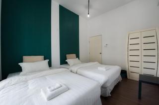 Trival Broadway Hut Homestay Sri Indah, Sandakan - 3