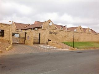 Fully Furnished Rentals Bloemfontein - Bloemfontein - 1