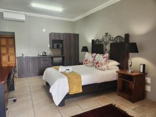 Pheasant's Rest Guest House - Newcastle - 3