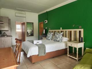 Pheasant's Rest Guest House - Newcastle - 1