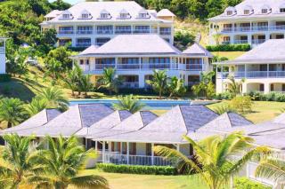 The Hideaway 3 Bedroom suite Pool/Sea View - Gaynors - 4