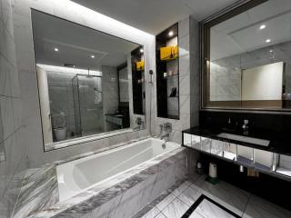 Dorsett Hartamas Suite w ProjectorNetflix - Kuala Lumpur - 2