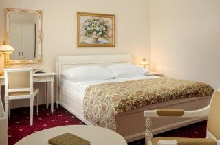 Alqush Downtown Hotel - Prag - 5