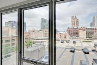 W Loop 1BR w pool gym lounge nr L CHI-746 - Chicago - 5