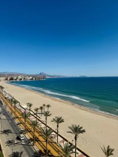 Vistas al Mar, Piscina y Playa - Alicante - 0