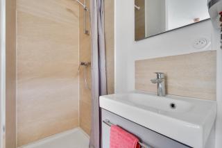 TOP 2 pièces tout équipé avec WIFI proche Paris - R7 - 1