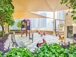 Modern Downtown Escape 1Bedroom with Upscale Comfort - Dubai - 3
