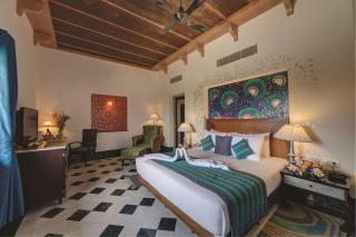 Ramada by Wyndham Udaipur Resort and Spa - 4