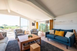 Maison de famille donnant sur le Golf et le Fier d'Ars dans un parc de 7500m2 - 6