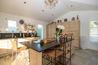 Maison familiale neuve avec piscine chauffée - La Noue - 6