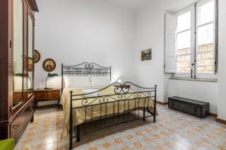 Near Palermo's Historic Heart - Apt with Courtyard - Palermo - 8